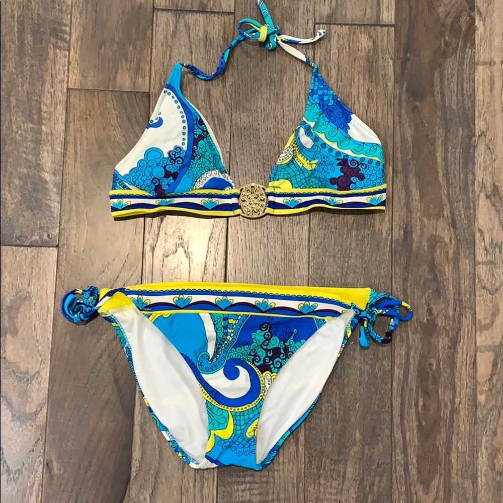 Baiting suit